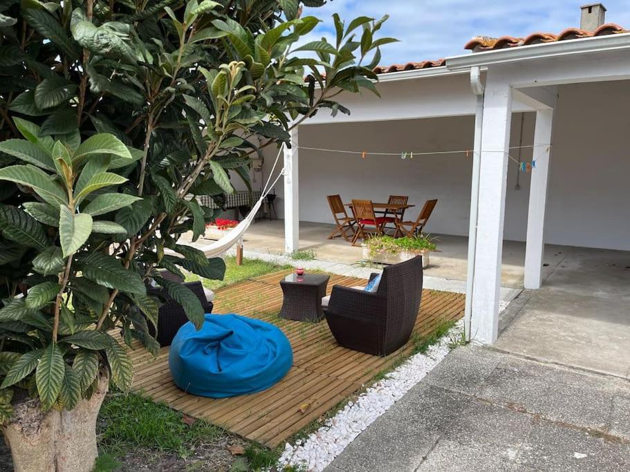 Moradia Alegre No Centro Da Vila Da Tocha. Экстерьер фото